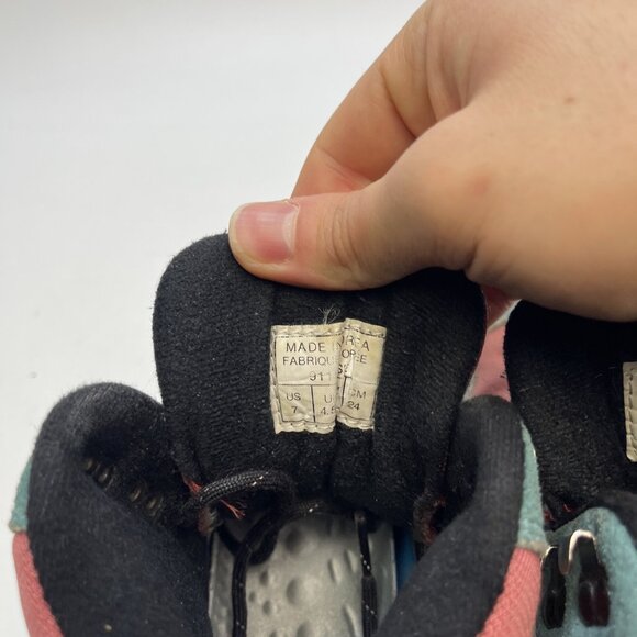 Vintage 1991 Nike Hiking Boots Trail Shoes Red / Purple Green / Wom Sz7 US Read - Picture 12 of 16